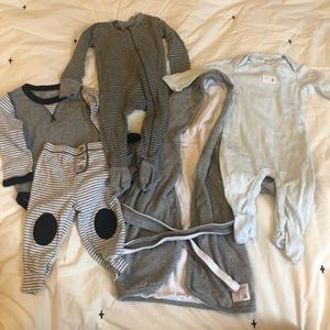 Baby boy lot of Burt’s bees pajamas, robe, outfit